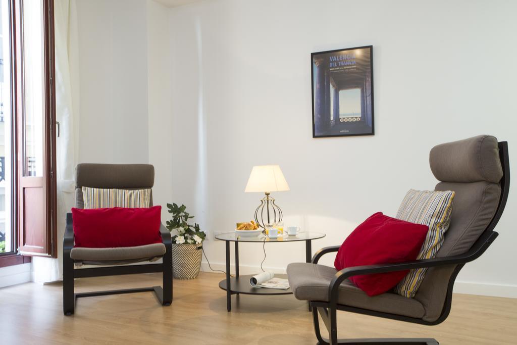 SingularStays Plaza Redonda Valencia Habitación foto